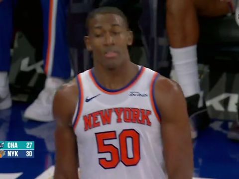 NBA季前赛:黄蜂vs尼克斯第1节英文原声回放