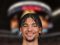 NBA每日篮板王：克雷尔·韦尔14篮板(2025年10月18日)