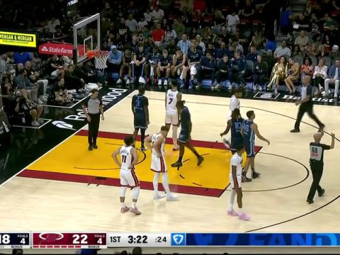 NBA季前赛:灰熊vs热火第1节中文解说回放