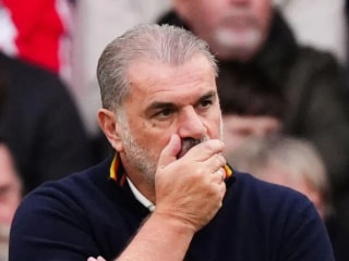 诺丁汉森林:波斯特科格鲁被解雇前通道内发生了什么,三位“安静”的球星被点名