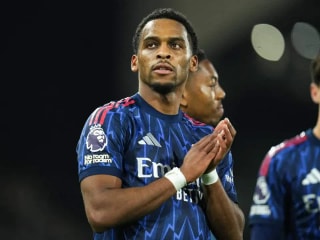 阿森纳就24岁后卫的交易进行“直接接触”——报道