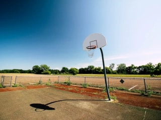 孟菲斯主场迎战新奥尔良,开启2025-26赛季