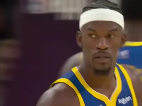 【全场回放】 湖人vs勇士 (杨健、闫宇峰、马健、小七、佳依)