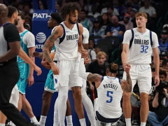 NBA常规赛独行侠vs马刺 独行侠首发名单出炉！弗拉格、汤普森、华盛顿、戴维斯、莱夫利