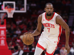 NBA常规赛雷霆vs火箭 杜兰特火箭首秀半场出战20分钟得到14分5板1助正负值+7!