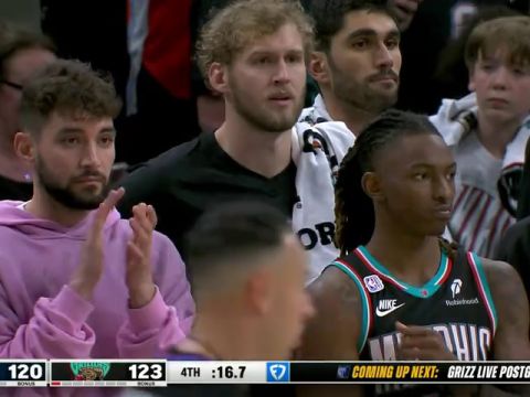 NBA常规赛：鹈鹕vs灰熊第4节中文解说回放