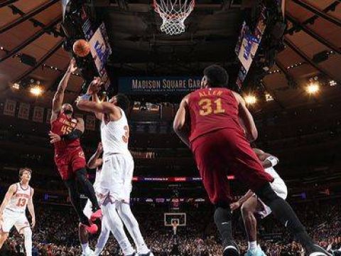 [米切尔个人集锦]米切尔vs尼克斯空砍31+5集锦