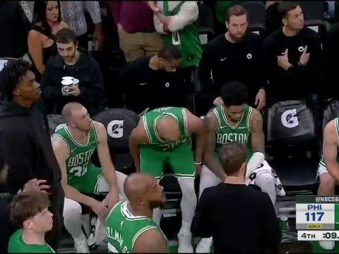 NBA常规赛:76人vs凯尔特人第4节英文原声回放