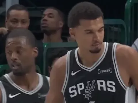 【全场回放】 独行侠vs马刺 (王晓晨、季孟年、秋童)