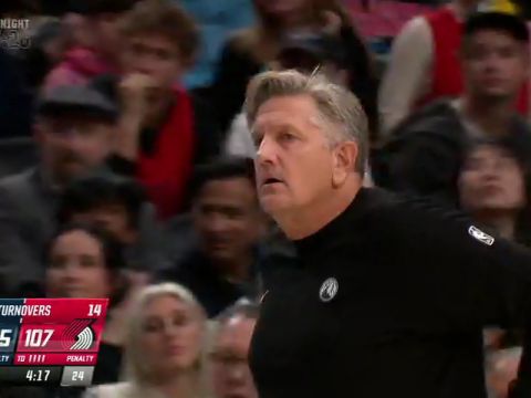 森林狼vs开拓者第4节英文原声回放