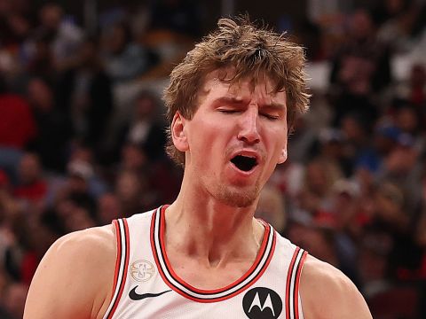 布泽利斯vs活塞集锦 12中7砍下21+6上演惊天隔扣