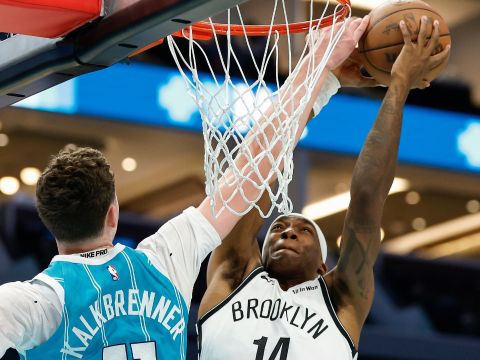 篮网vs黄蜂精华回放 米勒三球联手助黄蜂主场开门红