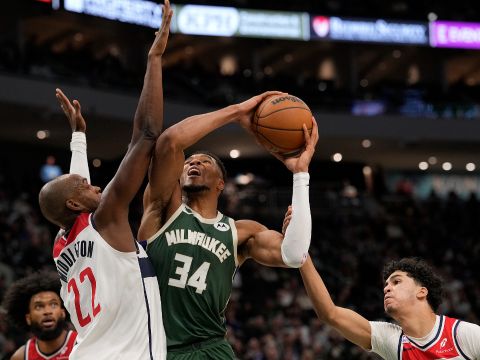 奇才120-133雄鹿 字母哥37分雄鹿七人上双轻取奇才