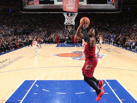 骑士vs尼克斯精华回放 米切尔第3节大爆发难挡布伦森唐斯阻止逆转