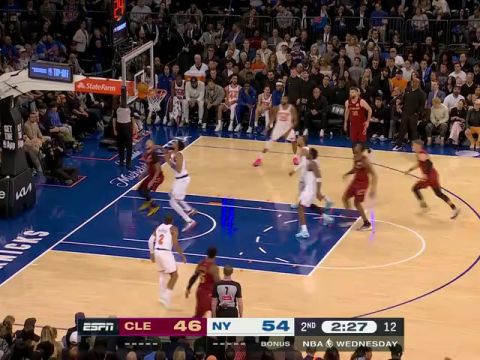 NBA常规赛：骑士vs尼克斯第2节英文原声回放