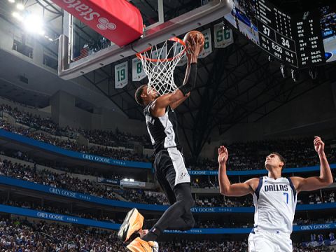 马刺vs独行侠精华回放 文班亚马进化速度恐怖统治攻防