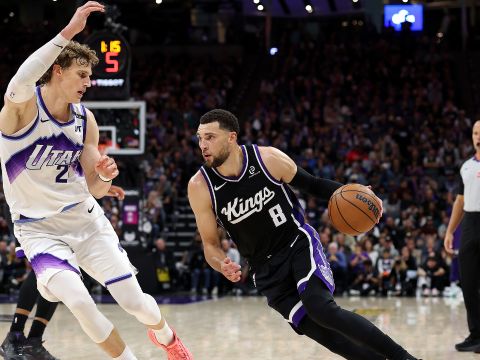 爵士104-105国王 拉文31分对飚马尔卡宁33分国王主场险胜