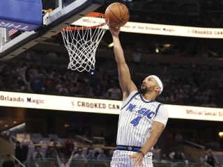 魔术队对阵公牛队时,杰伦·萨格斯将缺席