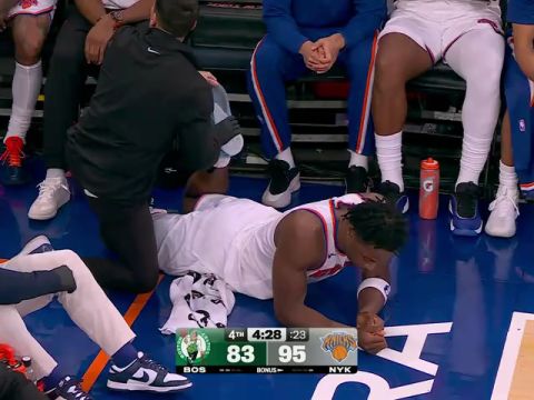 NBA常规赛：凯尔特人vs尼克斯第4节中文解说回放