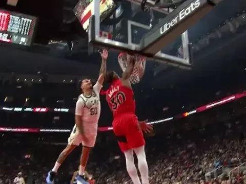 【全场回放】 猛龙vs雄鹿 (金哲豪)