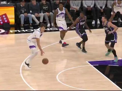 NBA常规赛：爵士vs国王第1节英文原声回放