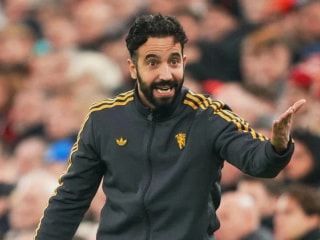 阿莫林严厉回应斯洛特的无聊嘲讽,并承认对曼联的一笔签约感到“惊讶”