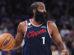 今夕是何年?哈登上半场三分球5投全中狂砍26分4助率快船领先太阳16分