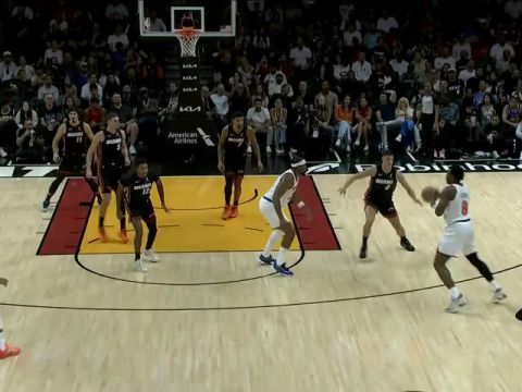 NBA常规赛:尼克斯vs热火第1节中文解说回放