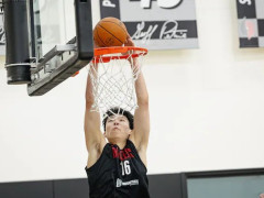 NBA常规赛开拓者vs快船半场 杨瀚森第二节比赛没有获得出场机会!