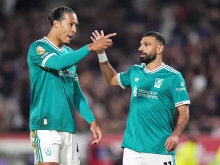 希勒猛烈抨击两名“糟糕”的利物浦球星,称他们“完全不在状态”;萨拉赫为何应该首发