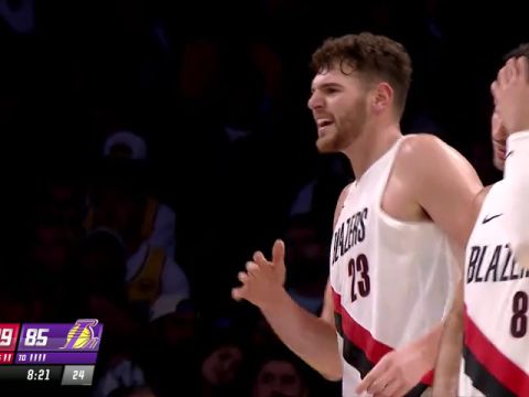 NBA常规赛:开拓者vs湖人第4节中文解说回放