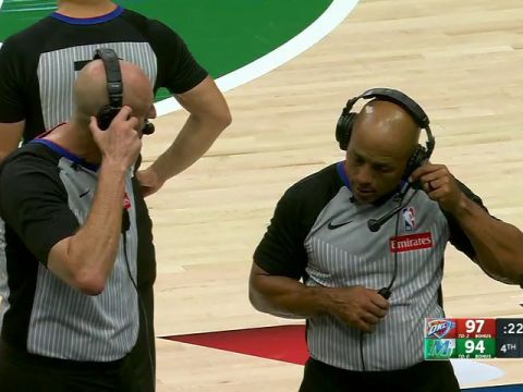 NBA常规赛:雷霆vs独行侠第4节英文原声回放