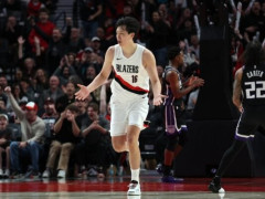 NBA常规赛开拓者vs湖人 杨瀚森半场出战7分钟仅靠罚球得到1分投篮3投0中