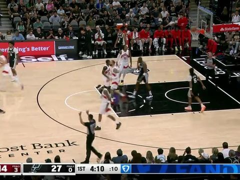 猛龙vs马刺回放录像【2025年10月28日】