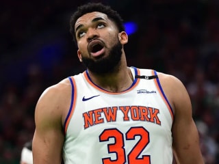 尼克斯球星卡尔-安东尼·唐斯承认在输给雄鹿的比赛中表现糟糕