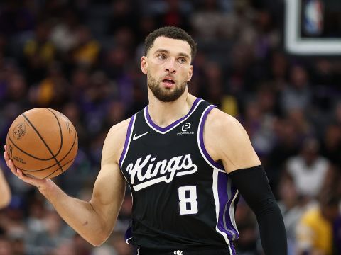 拉文vs雷霆集锦 13中6得到23+4+3难阻失利