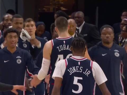 [微博全场集锦]🏀快船全场仅79分&不敌勇士 巴特勒21+5+5 哈登20分&下半场0分