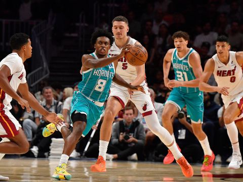 黄蜂vs热火精华回放 热火全民皆兵七人得分上双轻取黄蜂