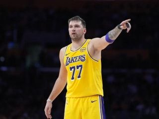 今天森林狼对阵湖人的比赛在哪个频道播出?比赛时间、电视转播表和直播观看方式