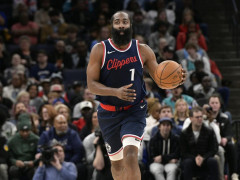 苦苦支撑!哈登首节比赛打满得到13分2板1断快船依旧落后勇士8分