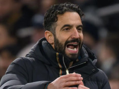 费迪南德：阿莫林现在也还是坚持自己的打法，不过他也做出了调整