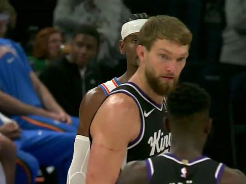 NBA常规赛:国王vs雷霆英文原声全场回放