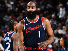 NBA常规赛勇士vs快船 库里库明加合砍14分 哈登单节13分 勇士首节领先8分