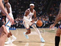 NBA常规赛战报：联盟第一！亚历山大31+9雷霆逆转国王 威少首发16+9