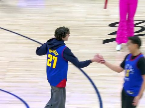 NBA常规赛：鹈鹕vs掘金第1节中文解说回放