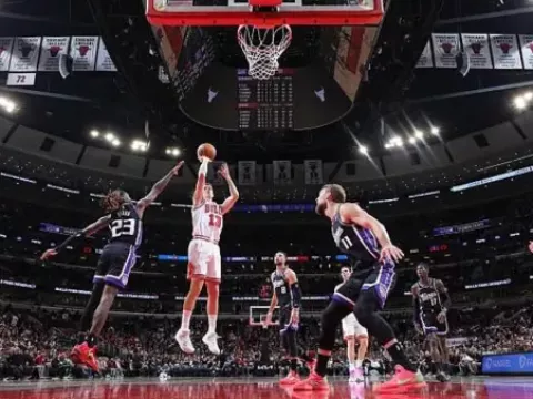 【全场回放】 公牛vs国王 (英文原声)