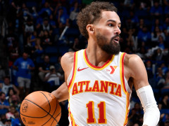 被队友压到膝盖!美记:特雷杨明日接受MRI检查,来确定他膝盖伤情的程度