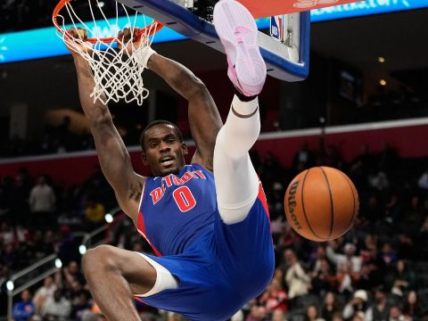 杜伦vs魔术集锦 全场21分12篮板攻防两端屡屡建功