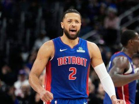 [康宁汉姆集锦]超级全能！康宁汉姆拿到30+6+10+3+3集锦