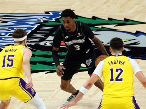 麦克丹尼尔斯vs湖人集锦 拿到30分贡献全场最高正负值难阻失利